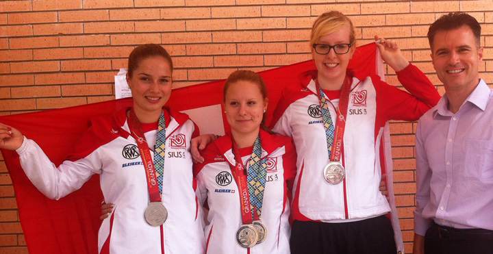 Ladina gewinnt zusammen mit Marina BÃ¶siger und Nina Christen die Silbermedaille in der Teamwertung